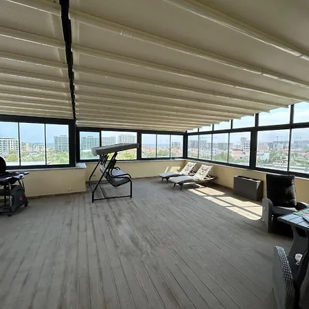 Penthouse Mamaia Appartement *