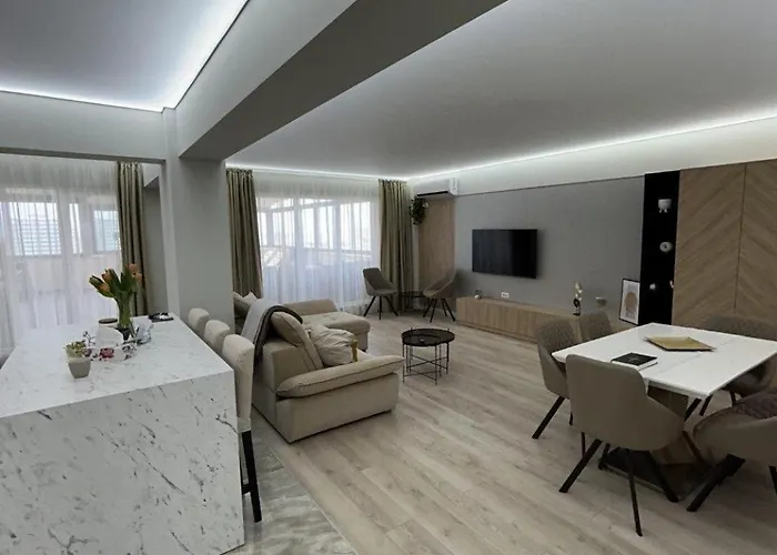 Penthouse Mamaia アパート