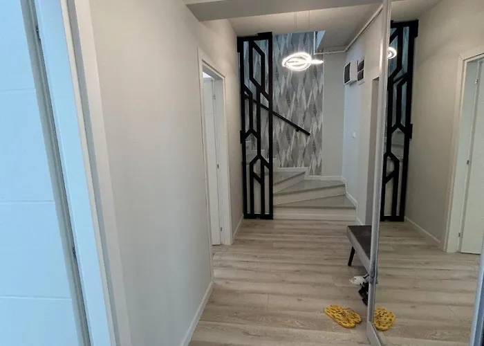 アパート Penthouse Mamaia コンスタンツァ