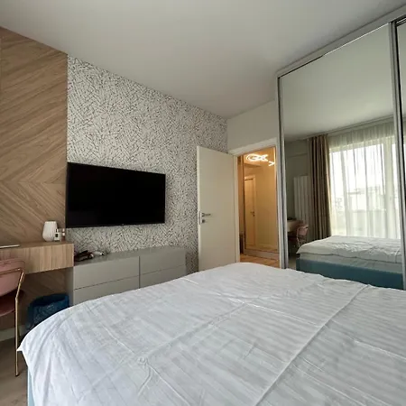 Penthouse Mamaia Apartmán *