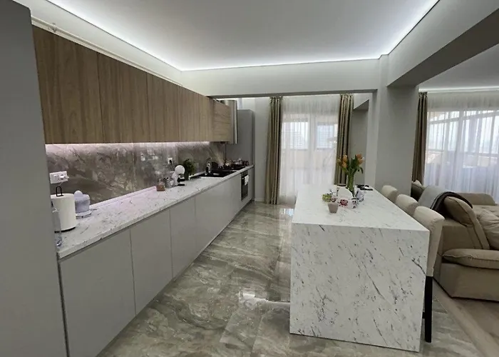 Penthouse Mamaia * Konstanca